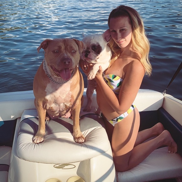 You’ll love my closet 🌸 - Picture 3 of 3